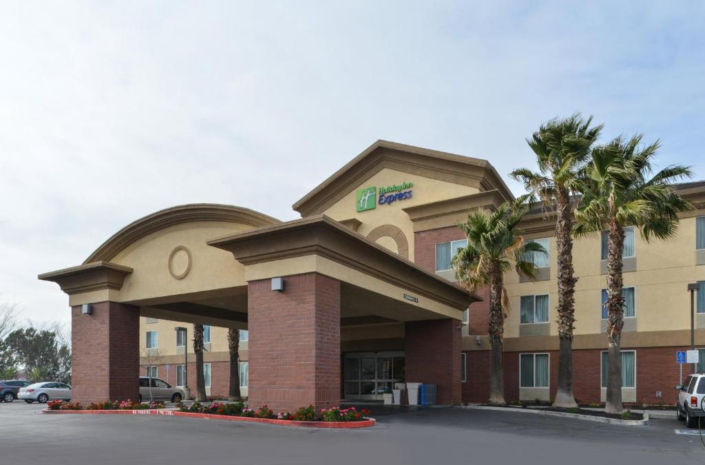 Woodland Hotel | Holiday Inn Express Woodland by IHG