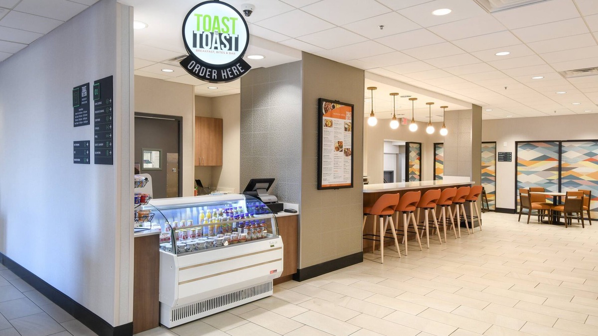 Fredericksburg Hotel | Holiday Inn Fredericksburg Conference Ctr by IHG