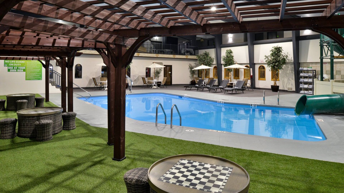 Great Falls Hotel | Holiday Inn Great Falls- Convention Center by IHG