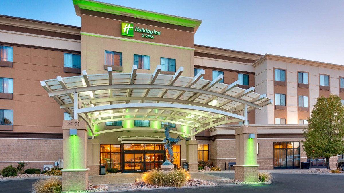 Salt Lake City Hotel | Holiday Inn Hotel & Suites Salt Lake City-Airport West by IHG