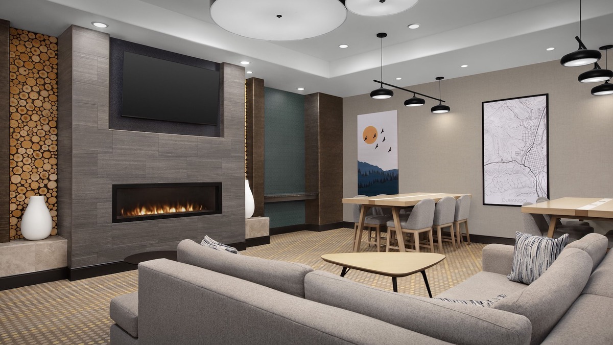 Durango Hotel | Holiday Inn Hotel & Suites Durango Downtown by IHG