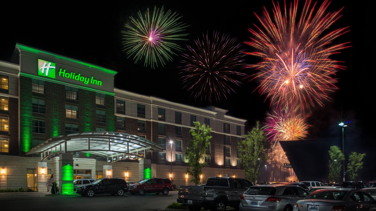 Owensboro Hotel | Holiday Inn Owensboro Riverfront by IHG