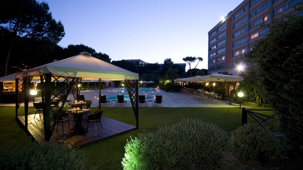 Zona XL Magliana Vecchia Hotel | Holiday Inn Rome- Eur Parco Dei Medici by IHG