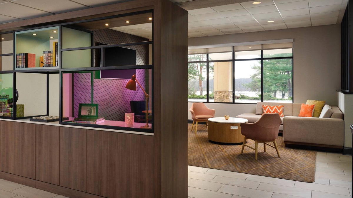 Marlborough Hotel | Holiday Inn & Suites Marlborough by IHG