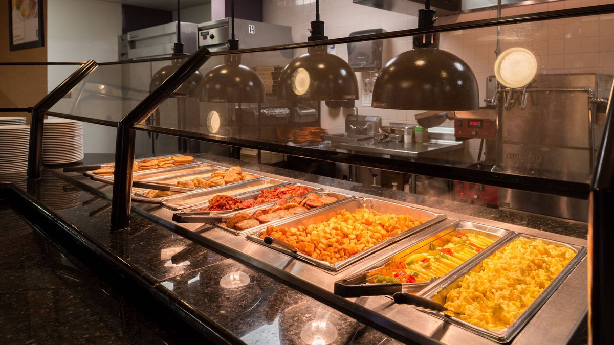 Kissimmee Hotel | Holiday Inn & Suites Orlando SW - Celebration Area by IHG