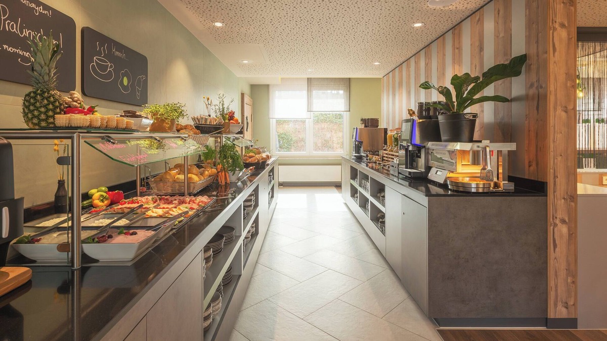 Muelheim Hotel | Holiday Inn – the niu, Mill Cologne Mülheim by IHG