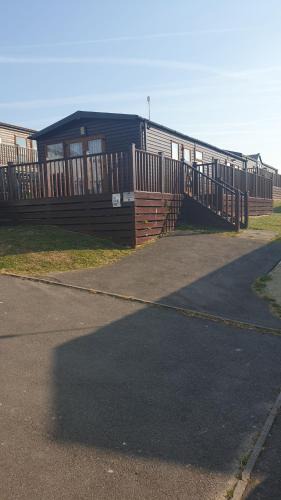 Ore House | Holiday Lodge, sleeps 4, with sea & countryside views
