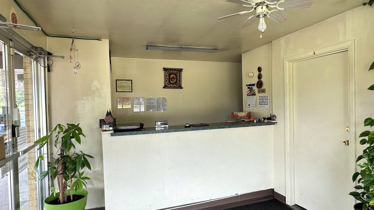 Westfield Hotel | Holiday Motel Westfield