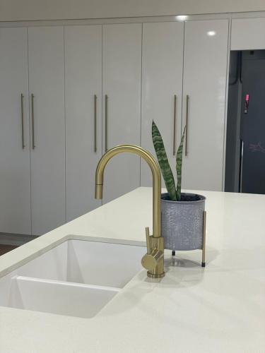 North Moonta House | Holiday on Hooper