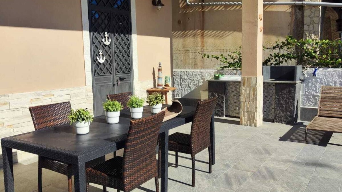 San Giorgio-Librino-San Giuseppe la Rena-Zia Lisa-Villaggio Sant'Agata House | Holiday villa in the Vaccarizzo area