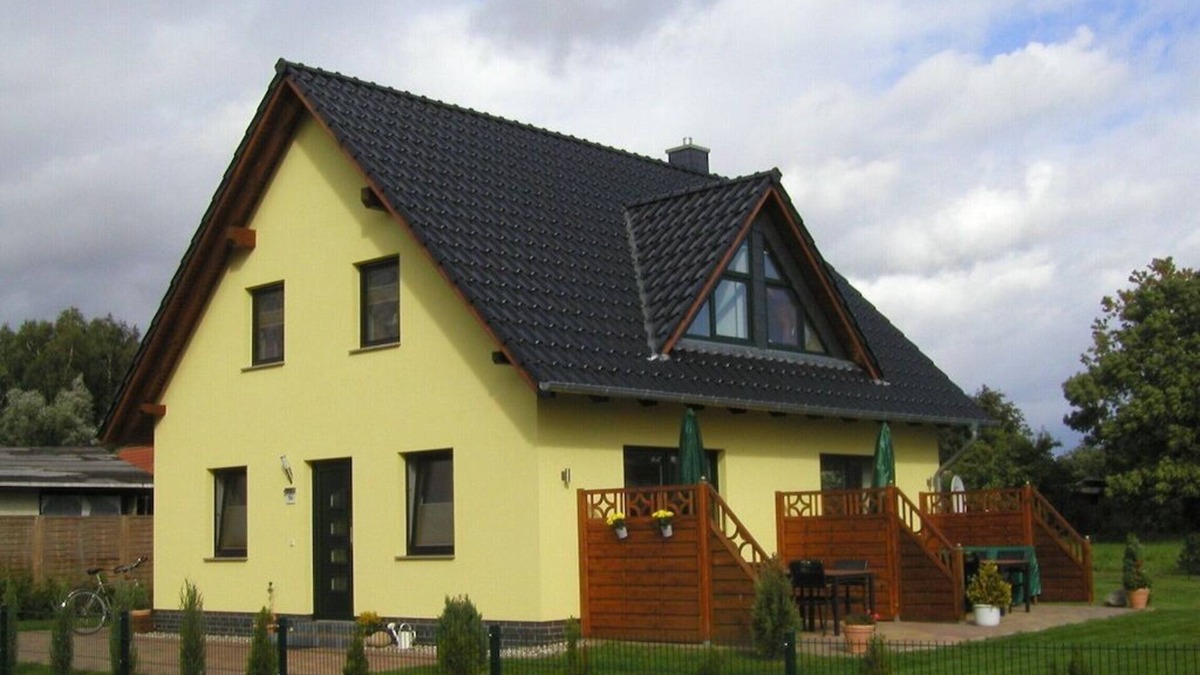 Sauzin House | Holidays directly on the water with great additional services