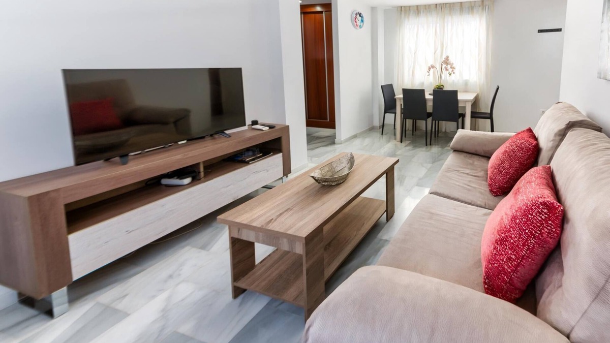 Plaza de Toros Vieja Apartment | Holidays2Malaga Salitre Apartment close Train Station and Old Town Malaga