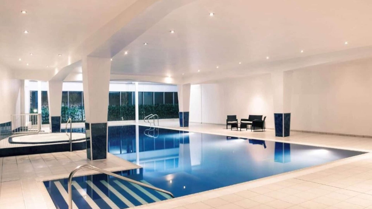 Adamsdown Hotel | Holland House Hotel Cardiff By Sunday