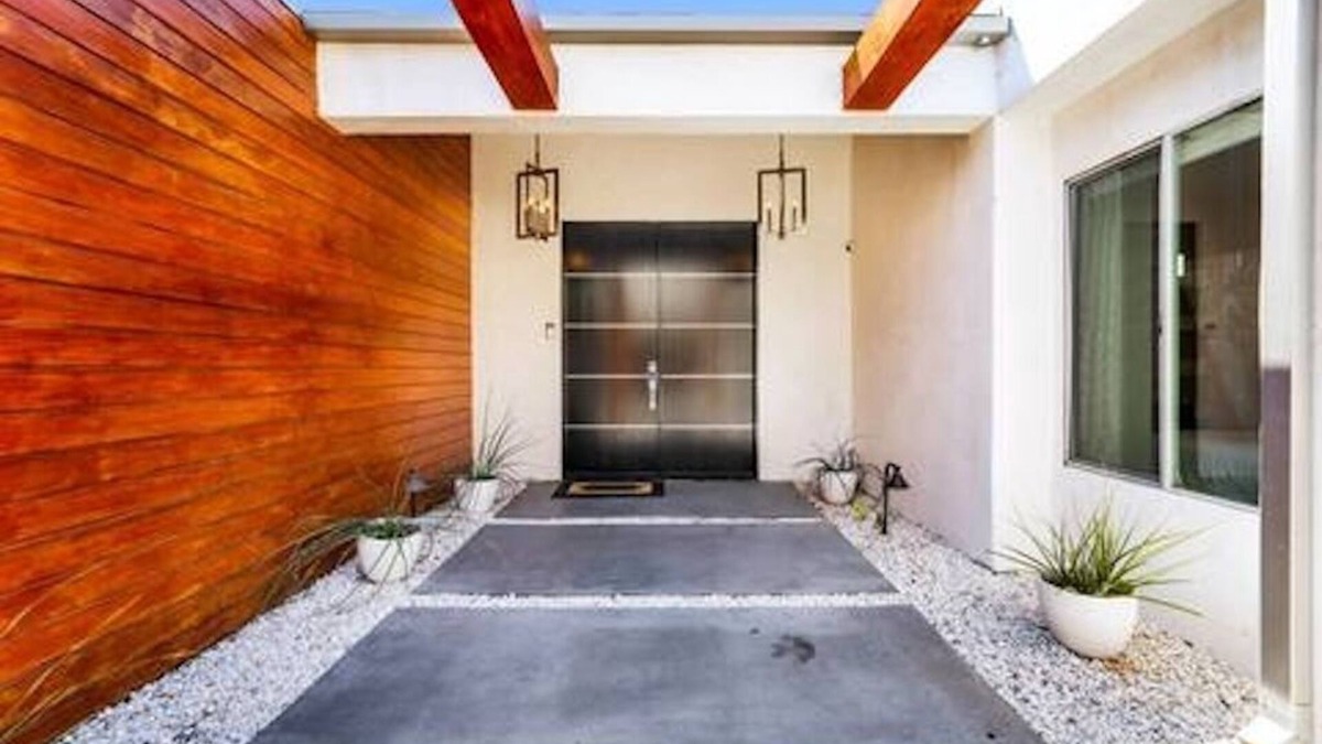 Hollywood Hills West House | Hollywood Hills Luxe Retreat Mins to Sunset Strip