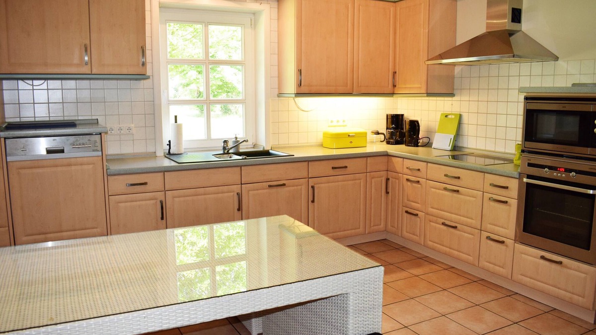 Fedderswarf Cabin | Holzhaus am See, Am Kanal, Kamin, Sup, Angeln, Yoga