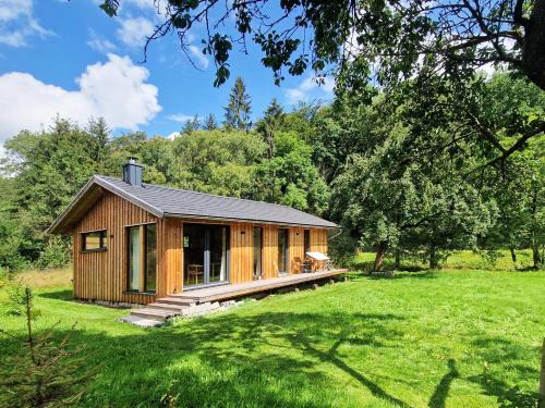 Judenbach House | Holzhaus mit Kamin - Am Forellenfluss
