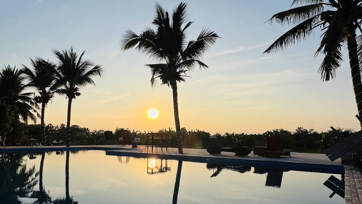 San Pa Thong Hotel | Home at Nine