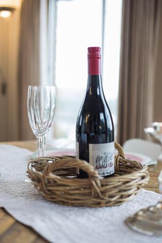 Devonport House | Home & Away at Coles Beach