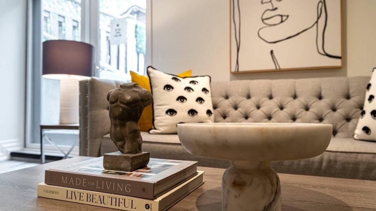 Bedford Park House | Home Away From Home! Gorgeous, 2 Bed Private Apt