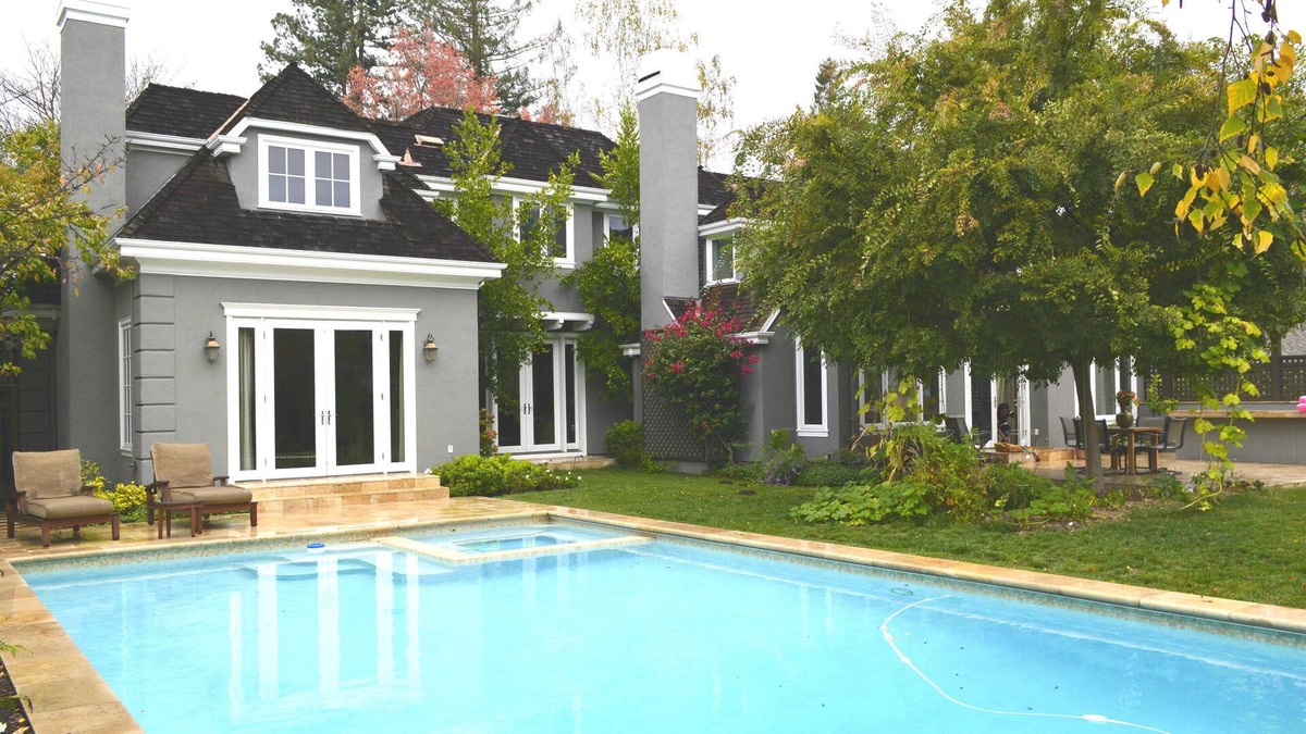 University Heights House | Home Away From Home In The Heart Of Menlo Park