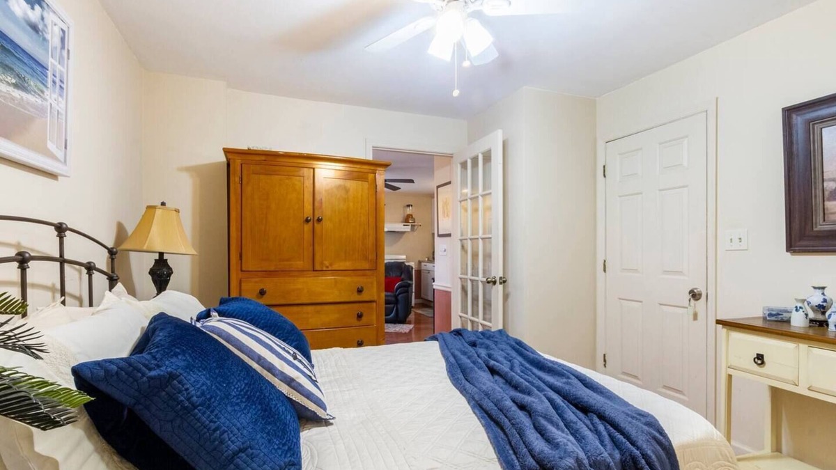 East Cobb Apartment | HOME AWAY FROM HOME MINUTES TO ATLANTA and SPECIAL EVENTS