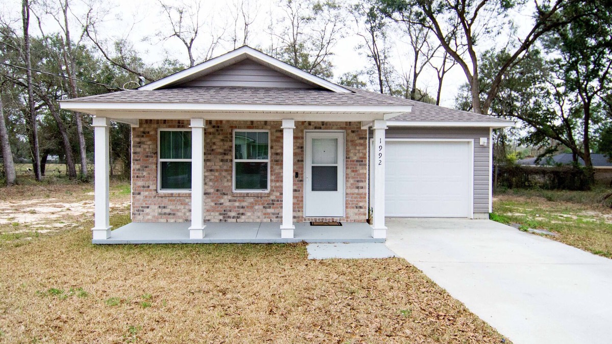 North Northwest Pensacola House | Home Away from Home