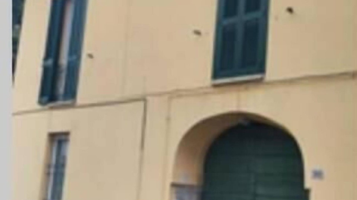 Cremnago House | Home & Breakfast "La Madonnina" CIN:IT013136C29HQUKBX8 CIR:013136-CNI-00001