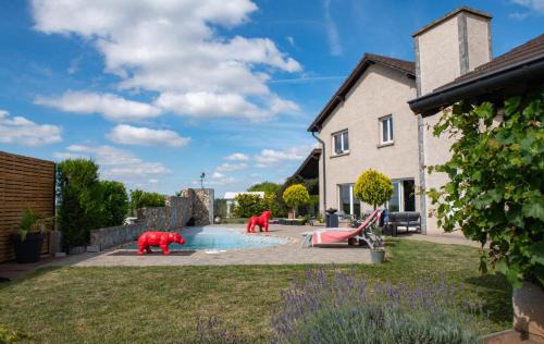 Tritteling-Redlach Bed & Breakfast | Home By Sab