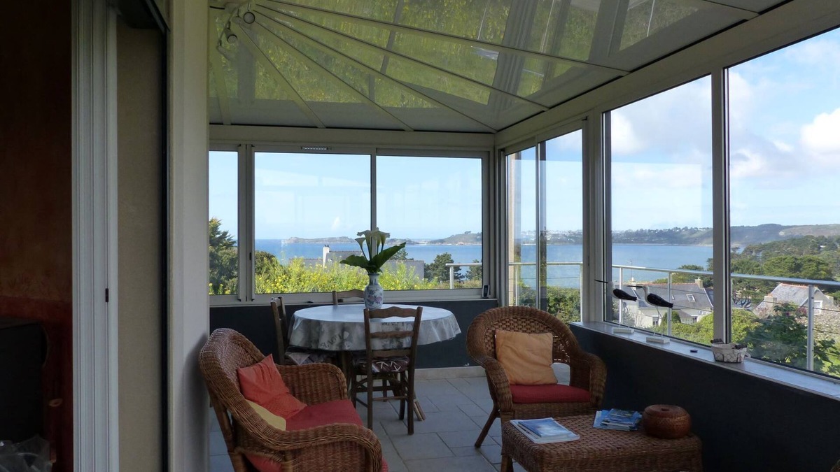 Tredrez-Locquemeau House | HOME COMFORT 4 persons- CALM - SEA AND VILLAGE - 500M FROM THE BEACH -