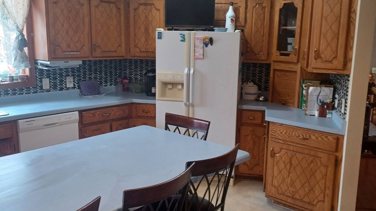 Stevens Point House | Home for rent during 2025 NFL Draft. 90 minute drive to Green Bay