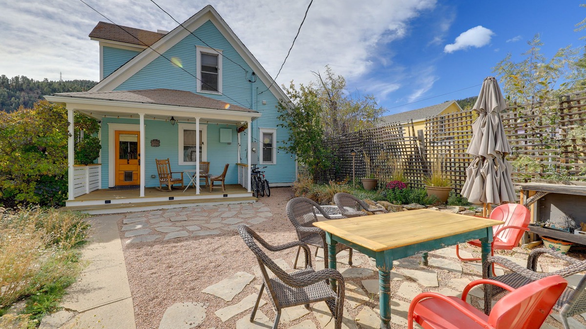 Idaho Springs House | Home in Downtown Idaho Springs: 2022-01