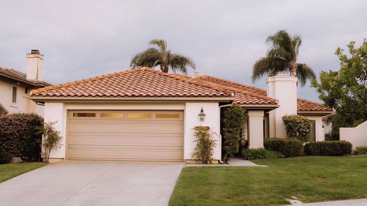 Lomas Santa Fe Country Club Villas House | Home in quiet Del Mar gated community