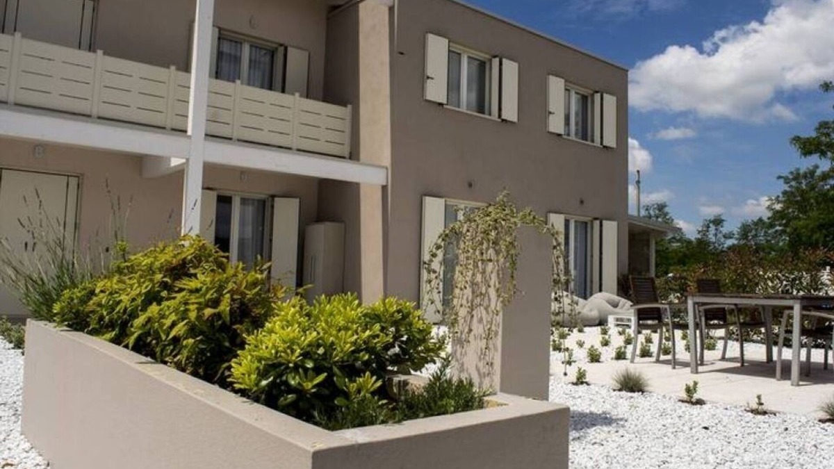 Salionze Apartment | Home Suites Home - Peperoncino - 1.6 km from Peschiera del Garda