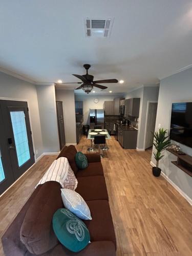 Monroe Apartment | Home Sweet Home - a luxurious escape