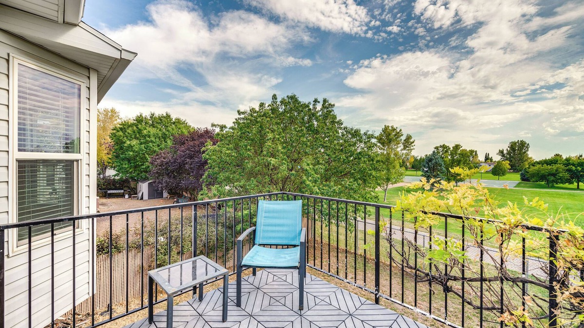 Layton House | Home Theater & Park Access: Layton Home