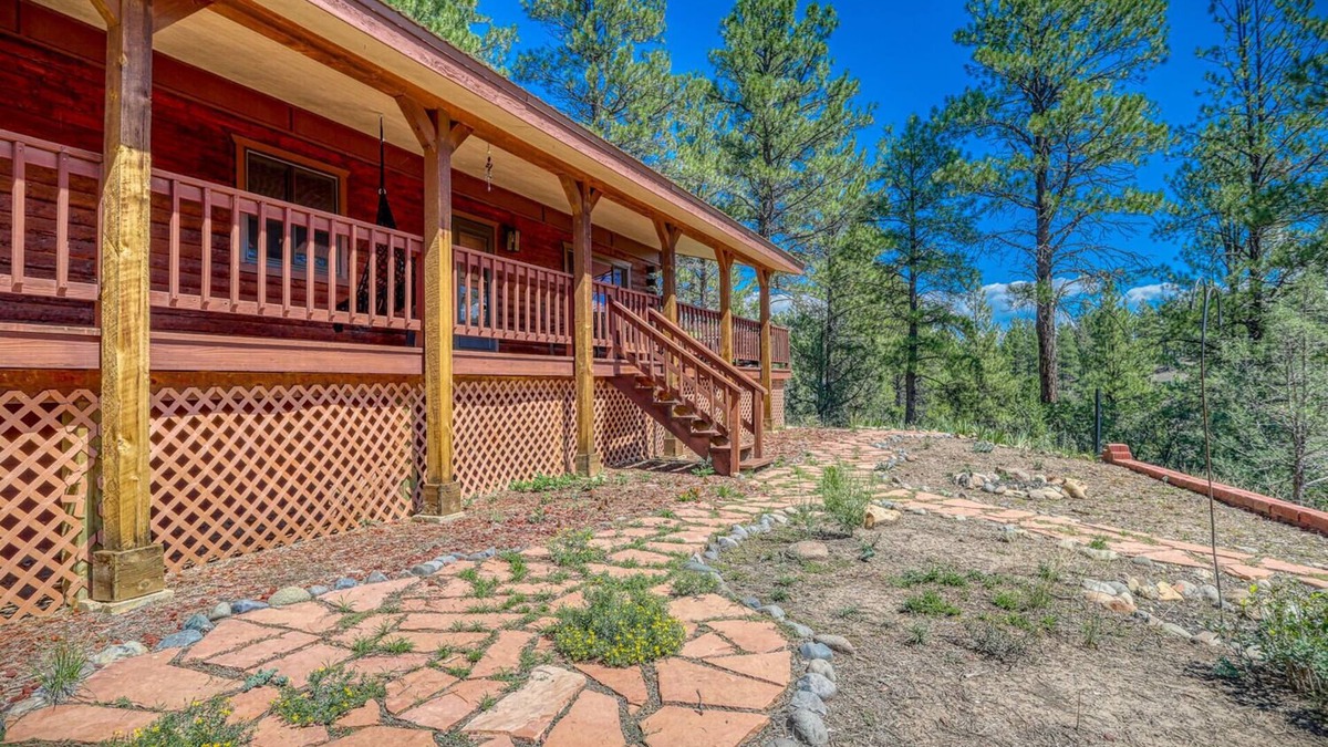 Pagosa Springs House | Home with incredible views perfect for large groups