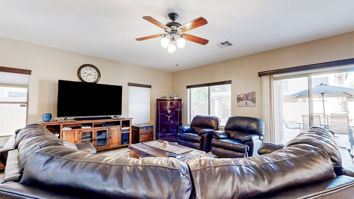 Copper Basin House | Home with private pool, spa, swim-up bar/grill, outdoor dining, firepit, & W/D