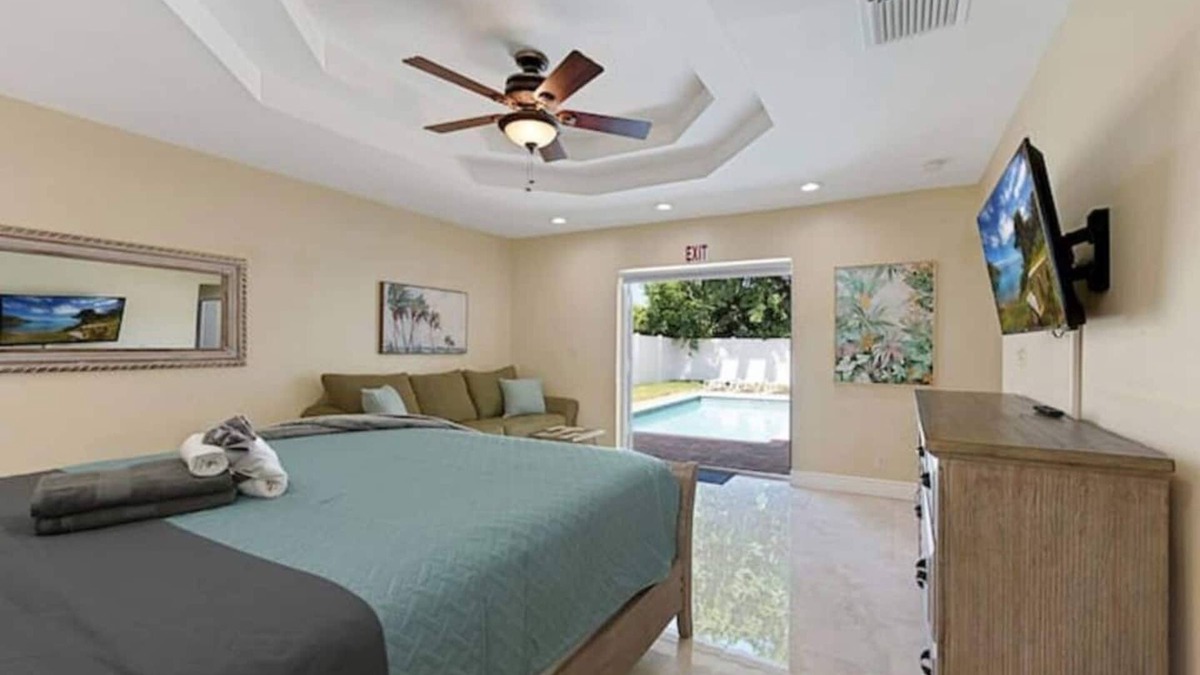 The Landings House | Home with pool by PMI unit 263