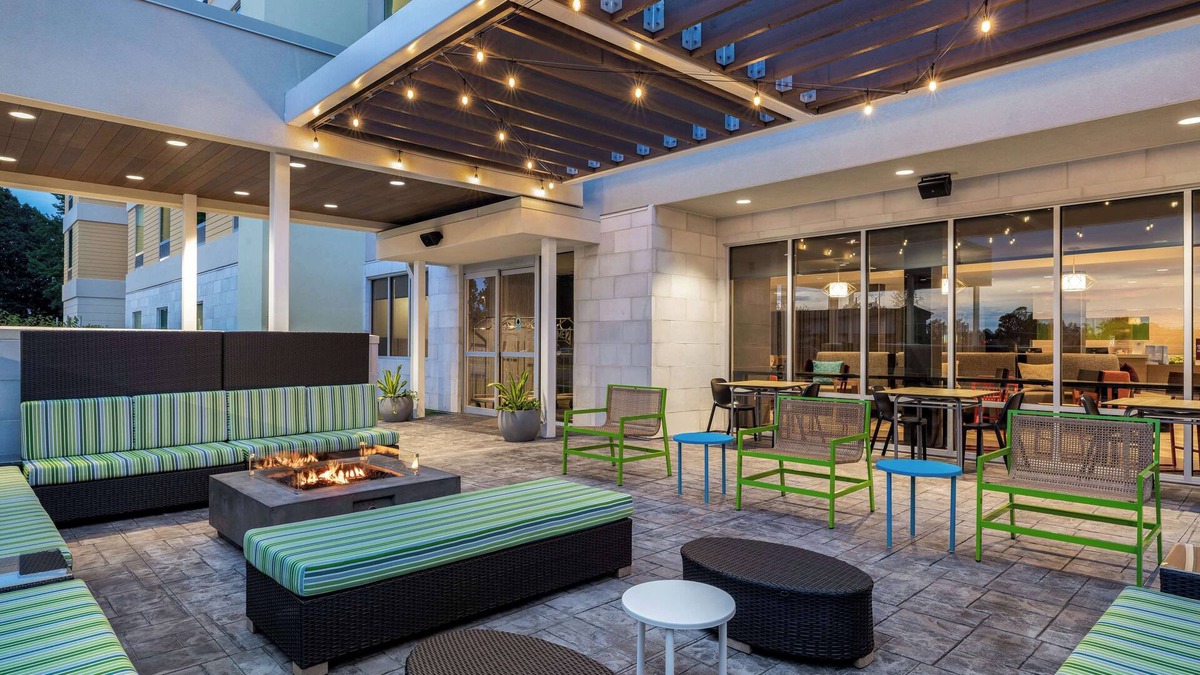 Norfolk - Virginia Beach Hotel | Home2 Suites By Hilton Virginia Beach Princess Anne