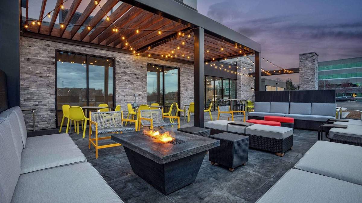 Pike Hotel | Home2 Suites by Hilton Indianapolis North at Intech Park