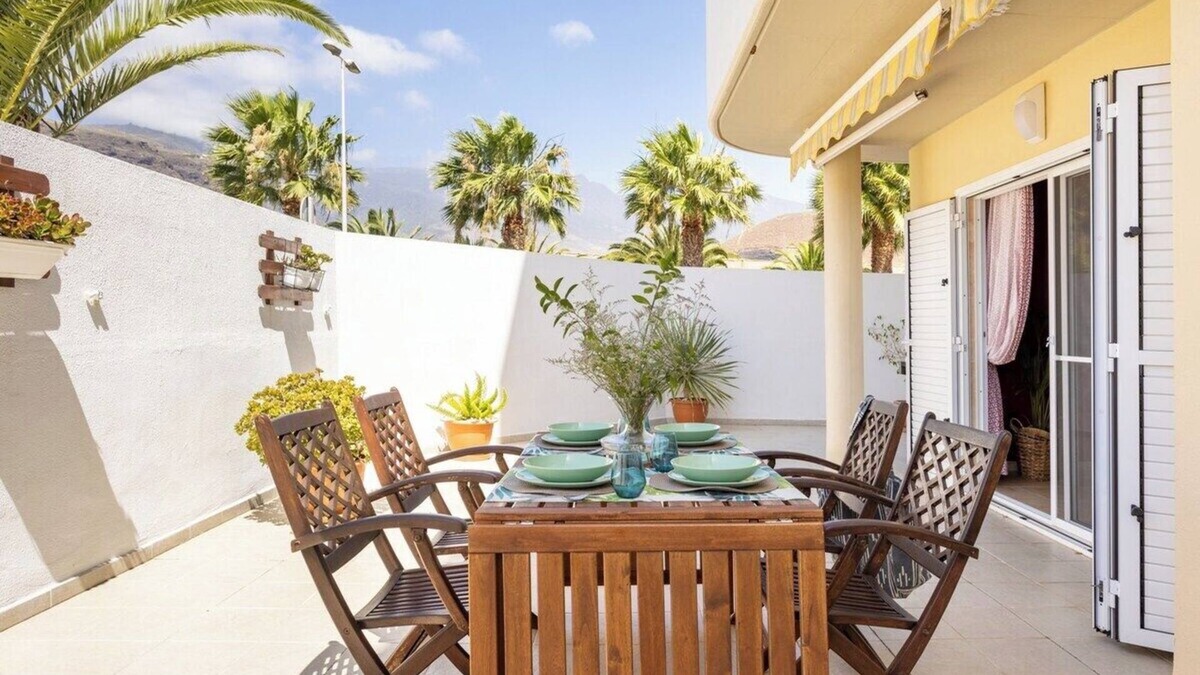 Puerto de Guimar Apartment | Home2Book Comfy Apt Puertito de Güímar, Pool