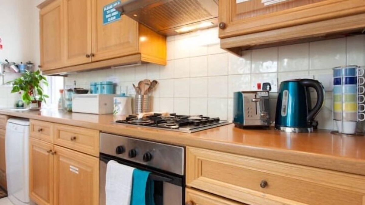 Southfield House | Home2Home-Rooms