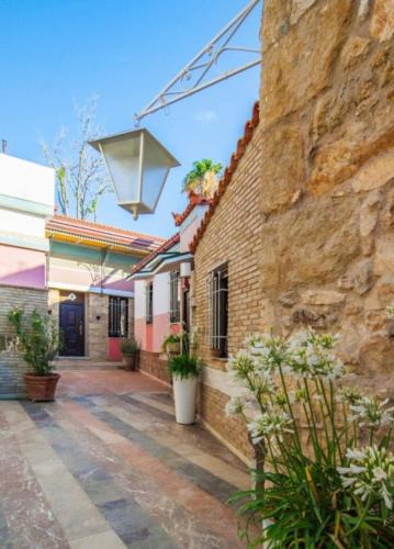 Keratea Apartment | Home4U Κερατέα apt1, just 17Km from airport