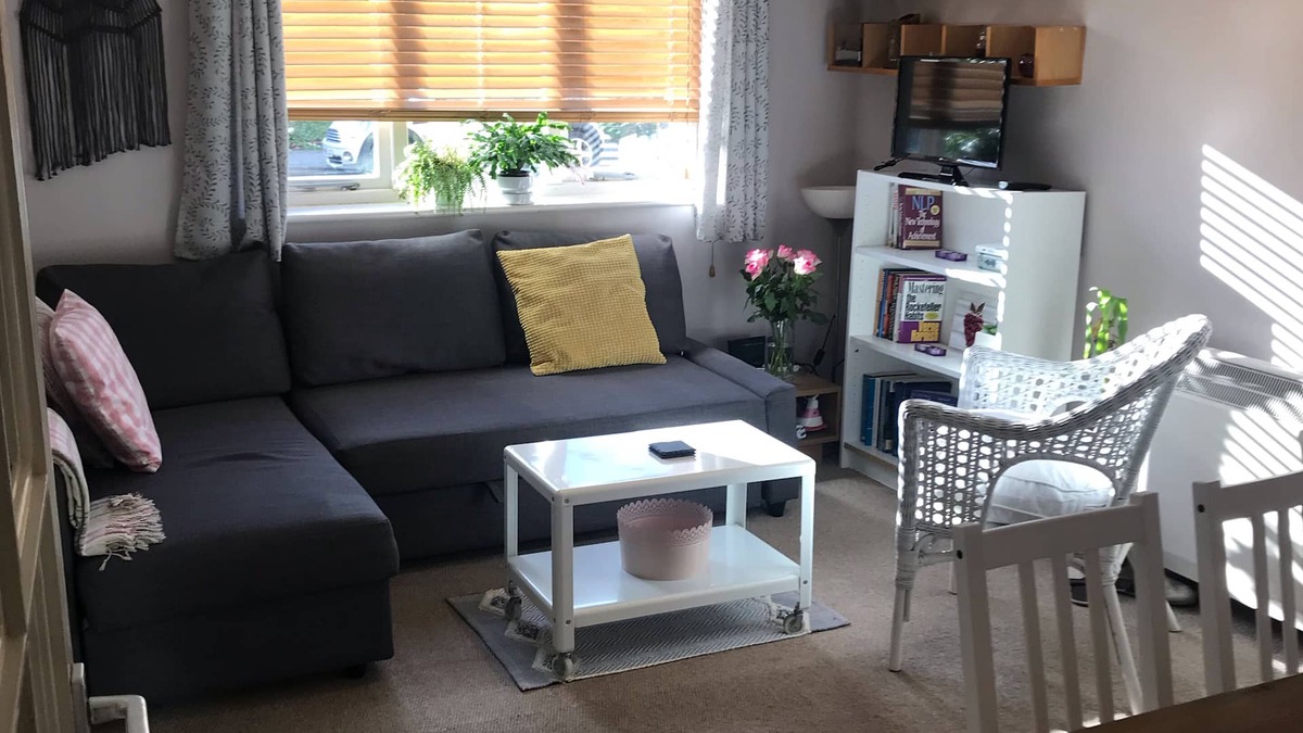 Woolwich Riverside Apartment | Homely one bedroom flat near Canary Wharf, the O2 and ExCel
