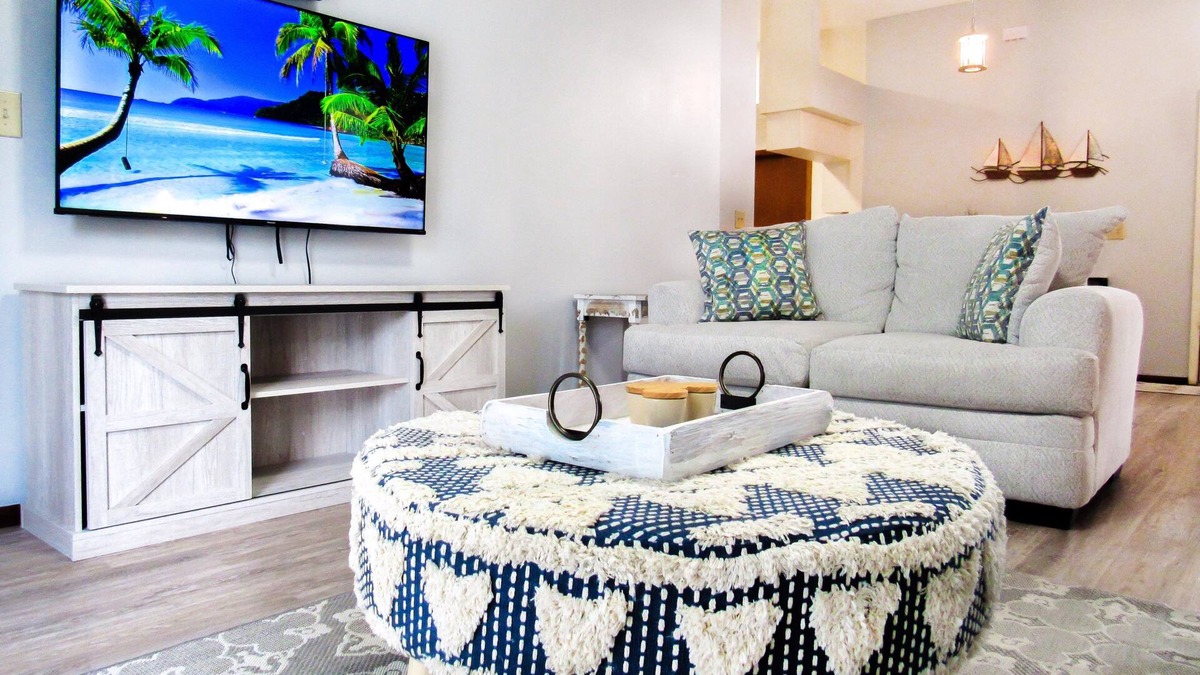 Mill Run Villa | Homely Private 3-bed villa and pool close to Disney