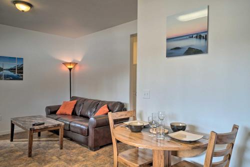 Fritz Creek House | Homer Hideaway on Fritz Creekside - Pets Welcome