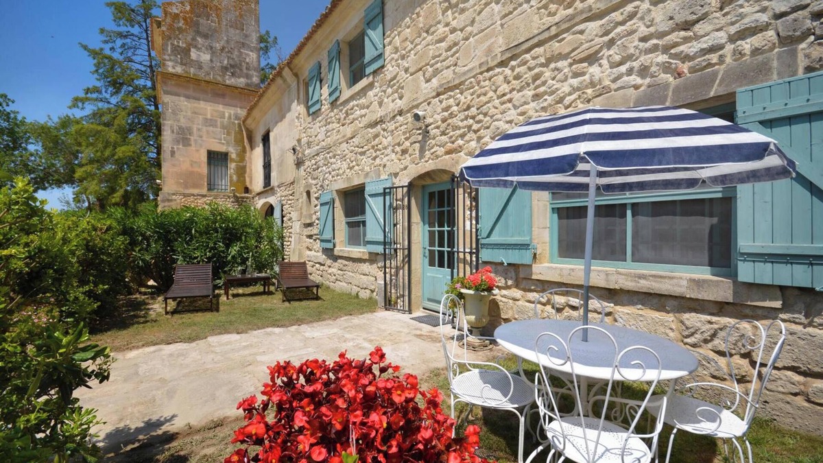 Saintes-Maries-de-la-Mer House | Homerez - House near Saintes-Maries-de-la-Mer