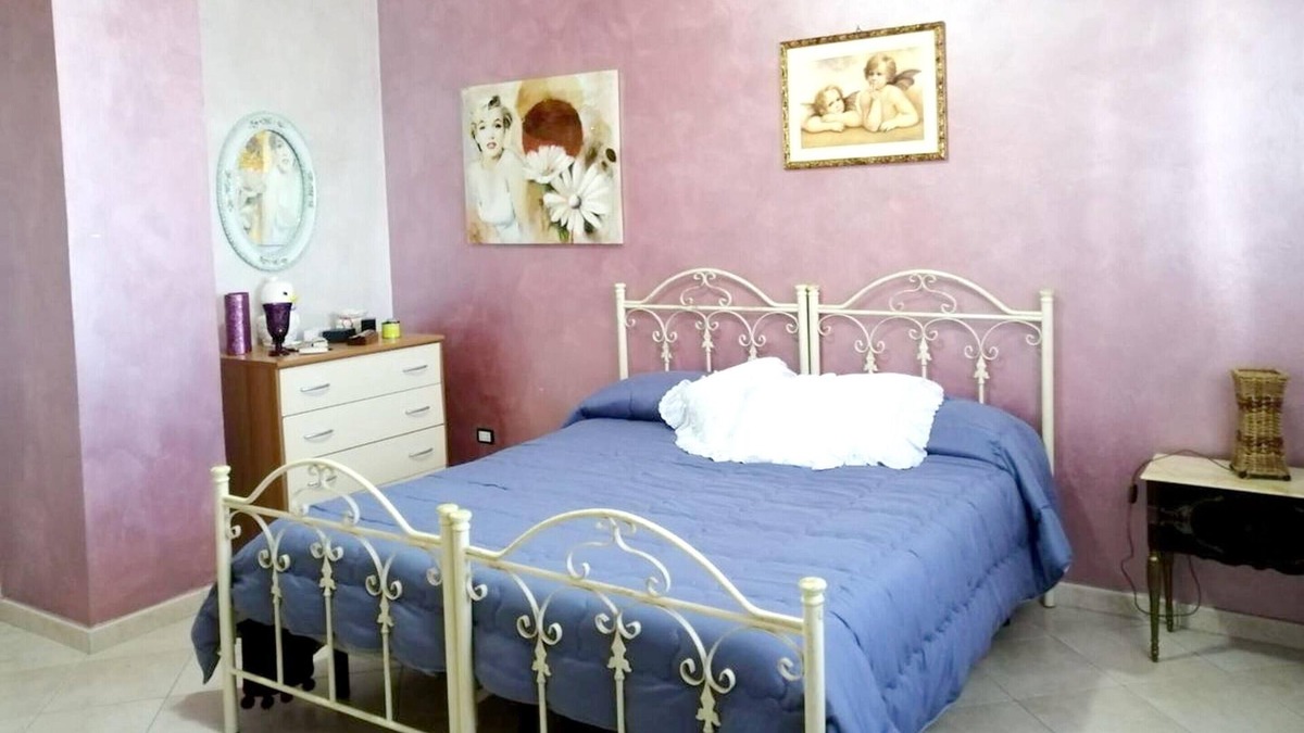 Agrigento Apartment | Homerez - 200 m away from the beach! Appartement for 6 ppl. with shared pool