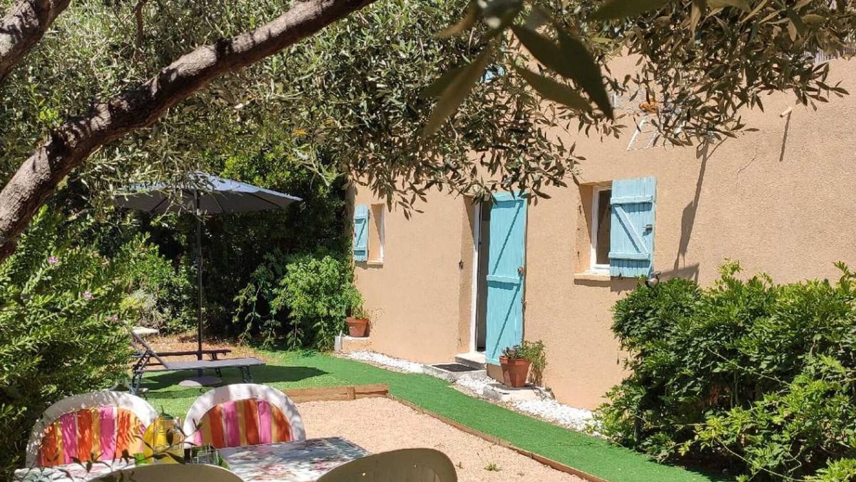 Pardigon Apartment | Homerez - Apartment Cavalaire-sur-Mer
