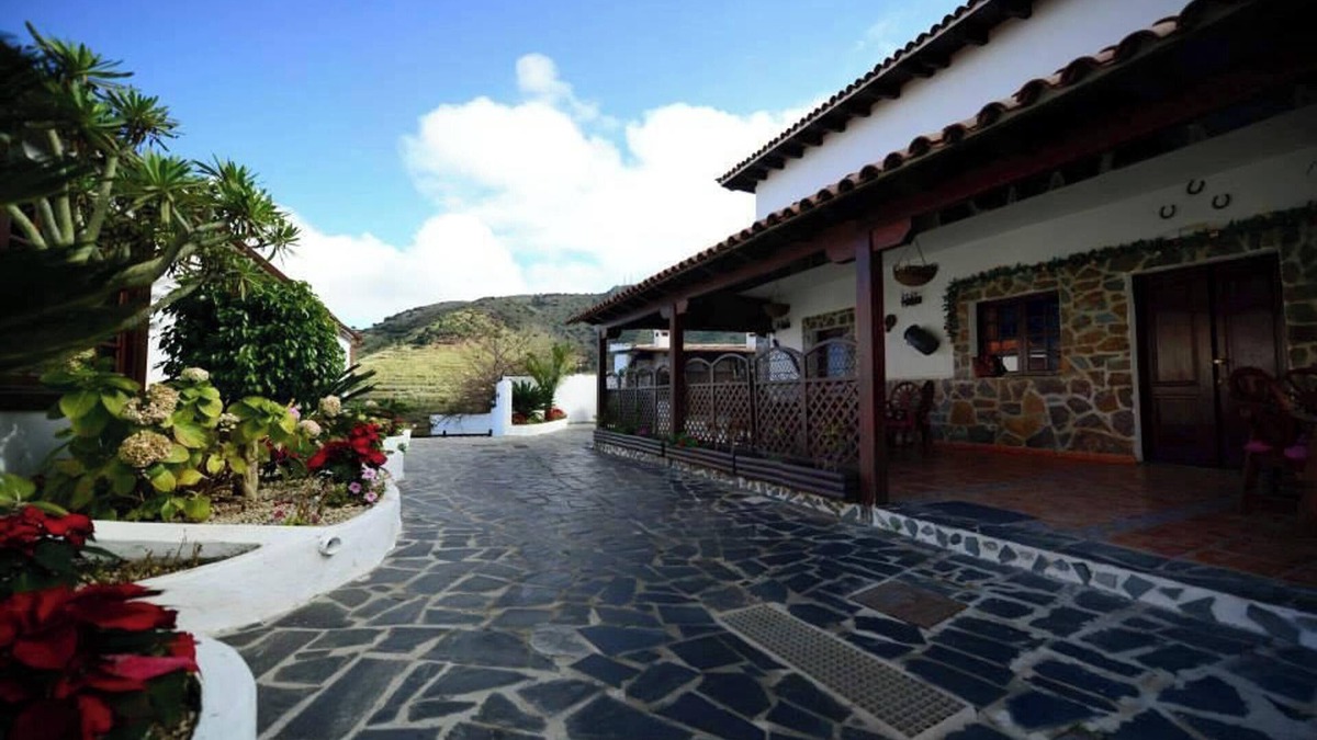 Los Silos Apartment | Homerez - Apartment in Los Silos